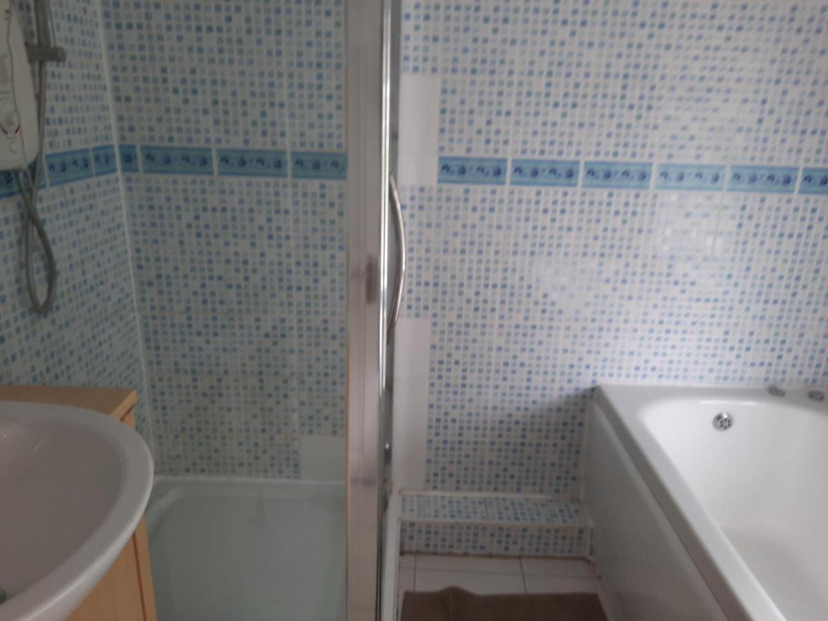 Casa de Férias 3 Bedroom House Ealing *